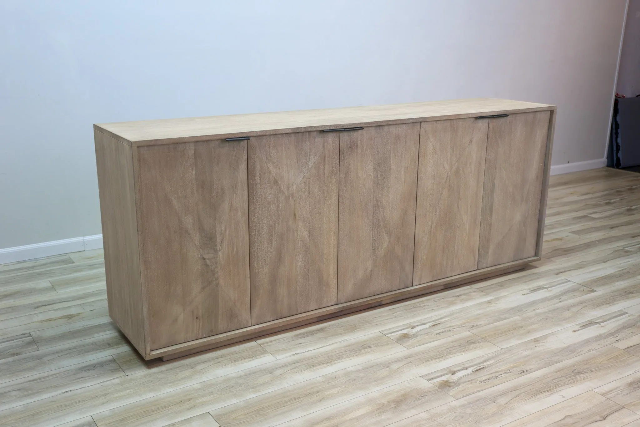 Juliet Credenza