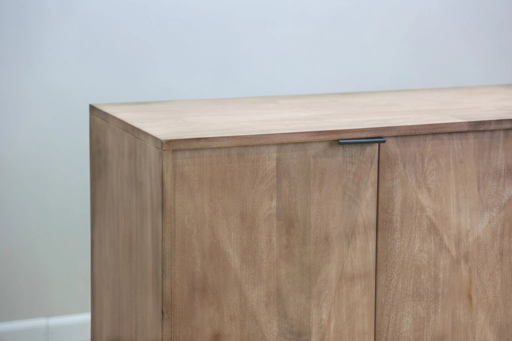 Juliet Credenza