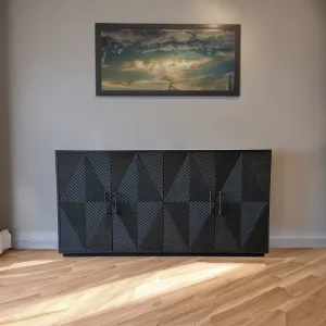 Kam Credenza