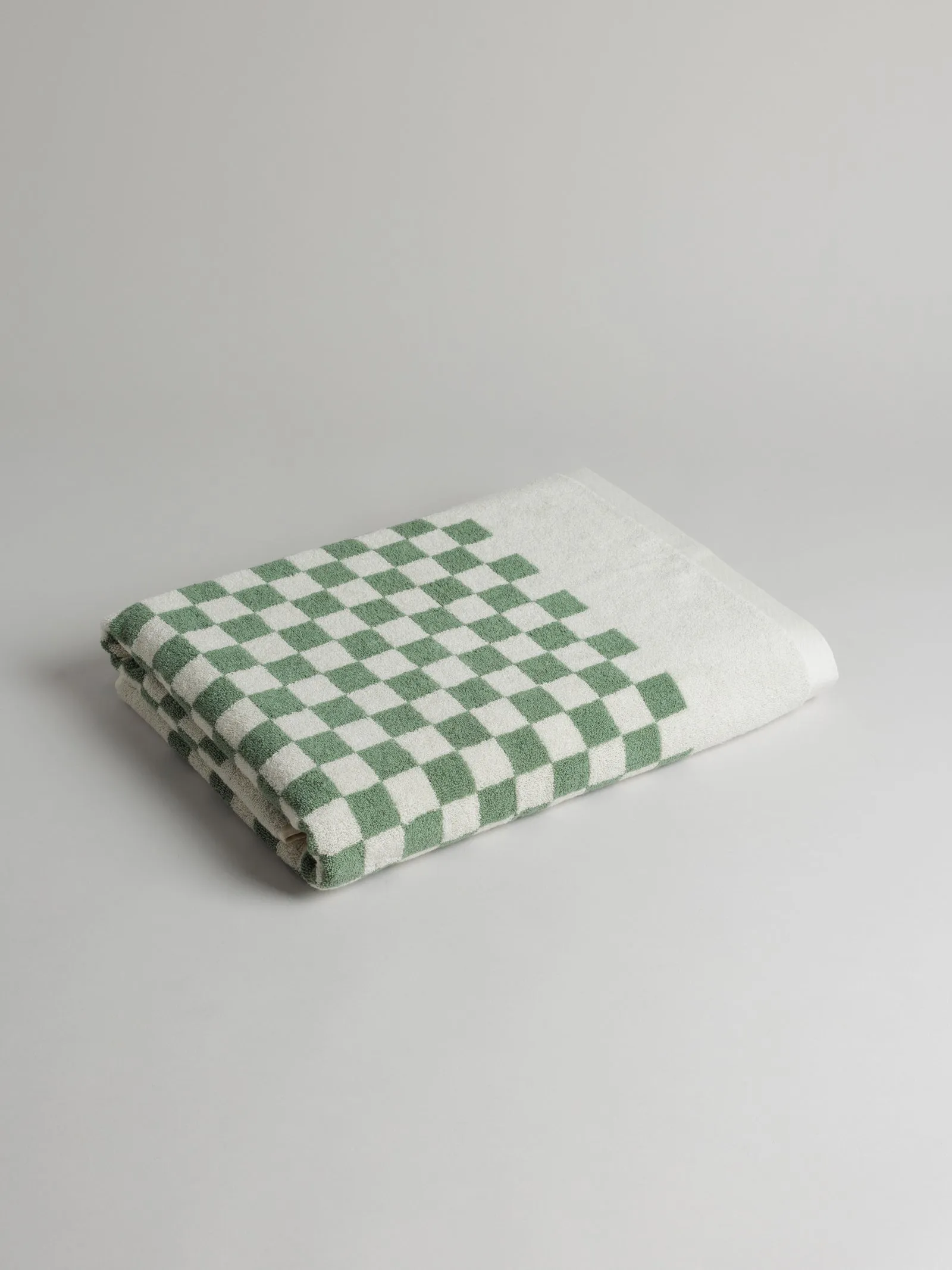 Roman Pool Towel - Sage / Chalk