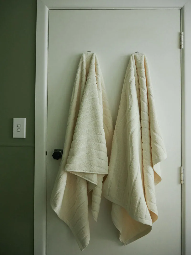 St Clair Bath Towel - Ivory